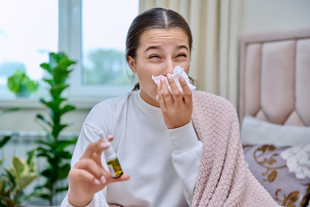 Síntomas de la Rinitis Alérgica-mujer con alergia